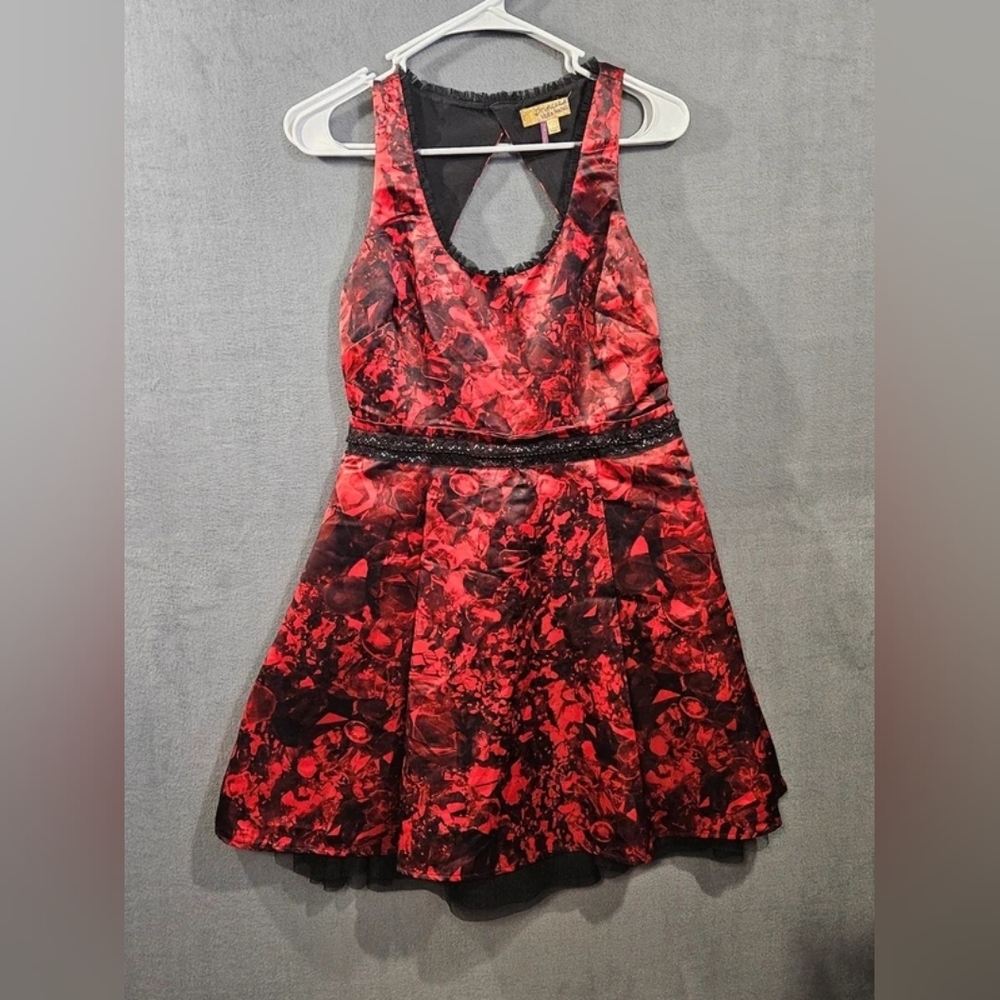 Red and Black Sleeveless Dress